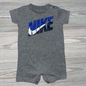 Nike Baby Boys Romper 6 Months Gray Nike Logo Blue Gradient Swoosh